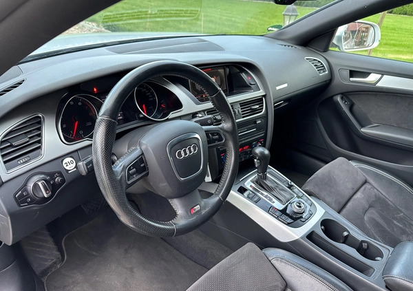 Audi A5 cena 38500 przebieg: 161710, rok produkcji 2009 z Żukowo małe 211